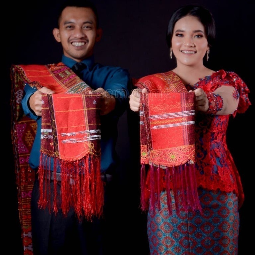 Damema Dihita Ulos Batak Tribe
Traditional Cloth